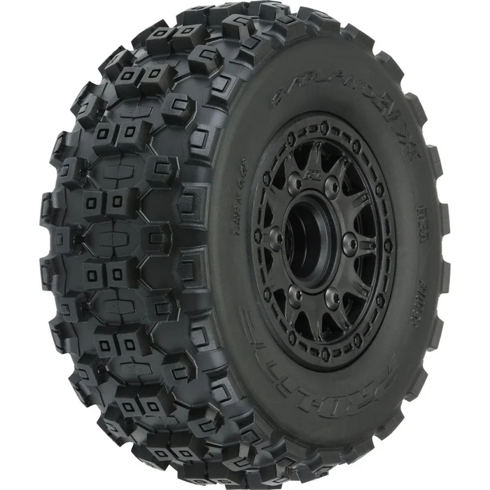 1/10 Badlands MX M2 Fr/Rr 2.2/3.0 SC Mounted 12mm Blk Raid (2)