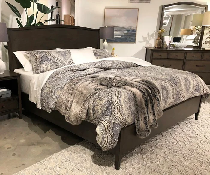 Aspenhome Blakely King Sleigh Bed in Brown I540