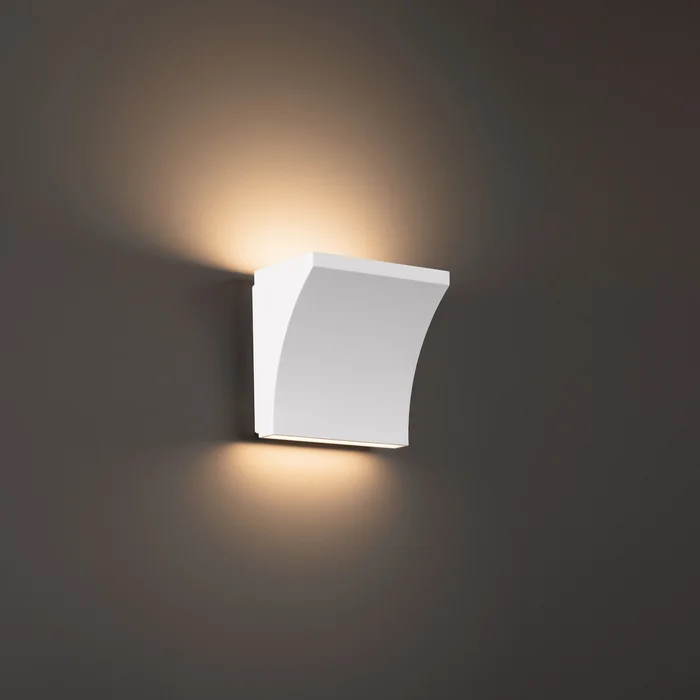 Cornice LED Wall Sconce in White (34|WS-57205-27-WT)