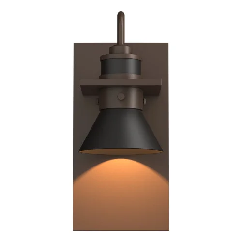 Erlenmeyer Dark Sky Friendly Outdoor Sconce (65|307716-SKT-75-14)