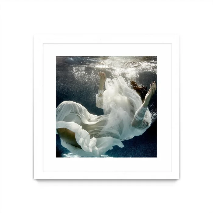 Float 3 Matted and Framed White 36×36 Wall Art|uvre dart murale encadre blanche et mate Float 3 36×36