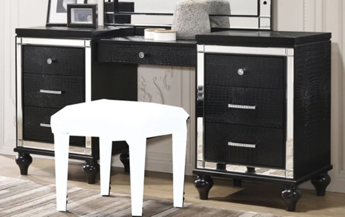New Classic Valentino Vanity Table in Black BA9698B-090 PROMO