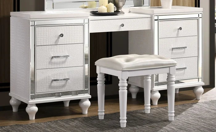 New Classic Valentino Vanity Table in White BA9698W-090 PROMO