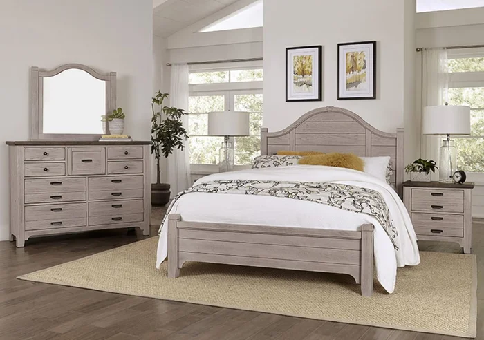 Vaughan-Bassett Bungalow 2pc Arch Bedroom Set in Dover