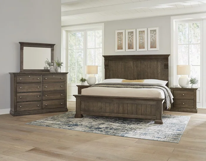 Vaughan Bassett Carlisle 2pc Corbel Bedroom Set in Dark Sable