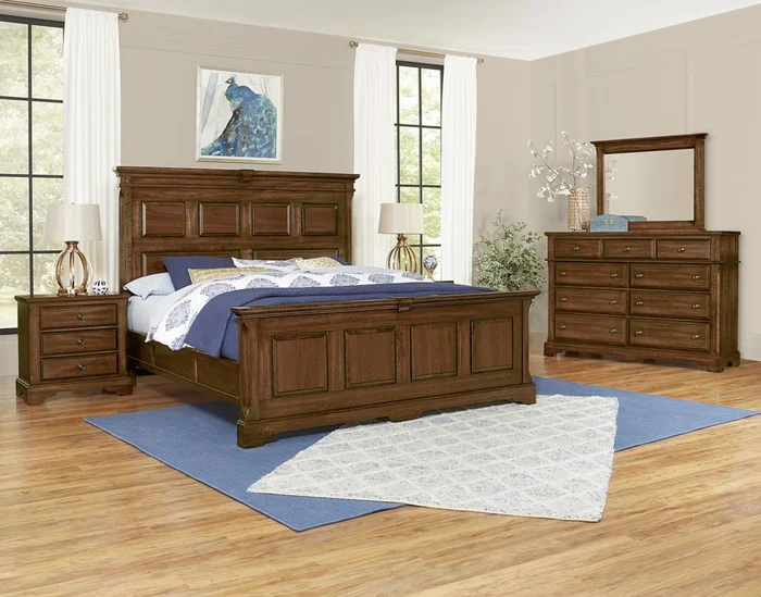 Vaughan-Bassett Heritage 2pc Mansion with Decorative Rails Bedroom Set in Amish Cherry